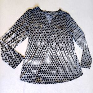 Coco Bianco Sz M Monochrome Circle Pattern Long Sleeved V Neck Top
